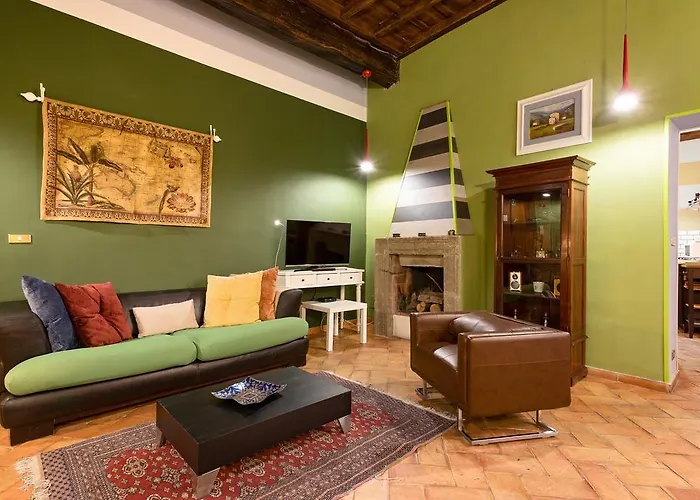 Rome as you feel - Vicolo delle Grotte